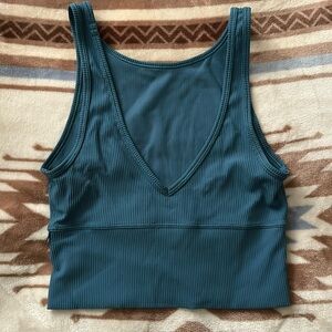 Lululemon power pivot tank